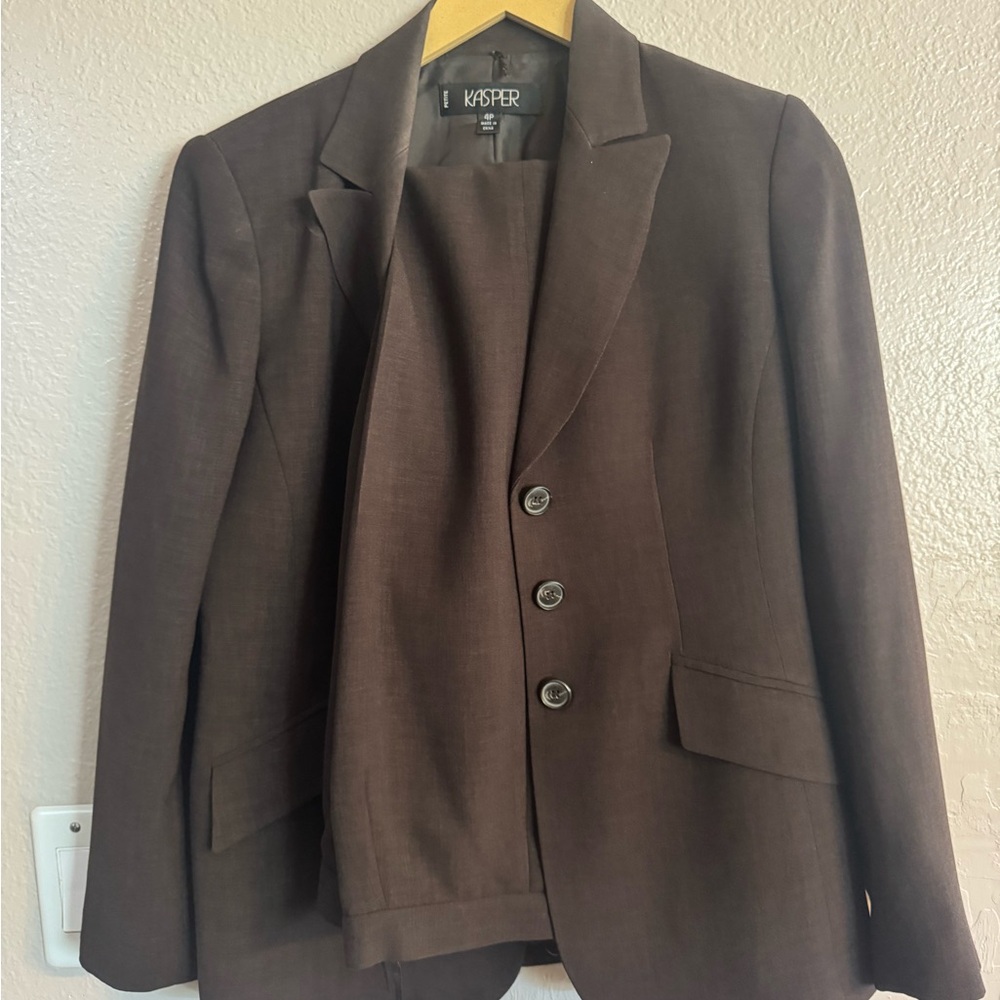 Kasper Men's Dark Brown Suit